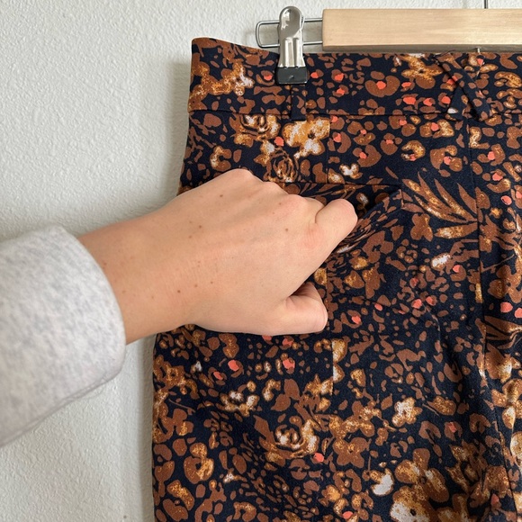 Anthropologie Essential Slim Pant - Picture 4 of 6